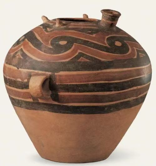 旋纹带流彩陶罐